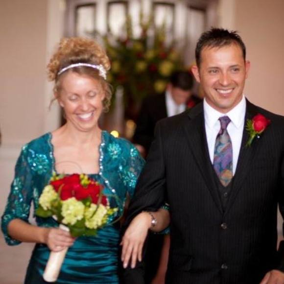 Meet your Posher, Christy - Picture 1 of 1